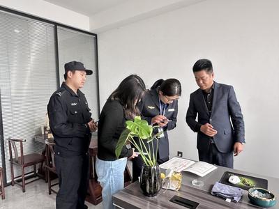 新站高新区常态化扫黑除恶 打早打小，净化科技中介服务金融环境